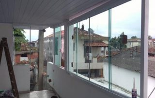 Janelas de Vidro em São Vicente